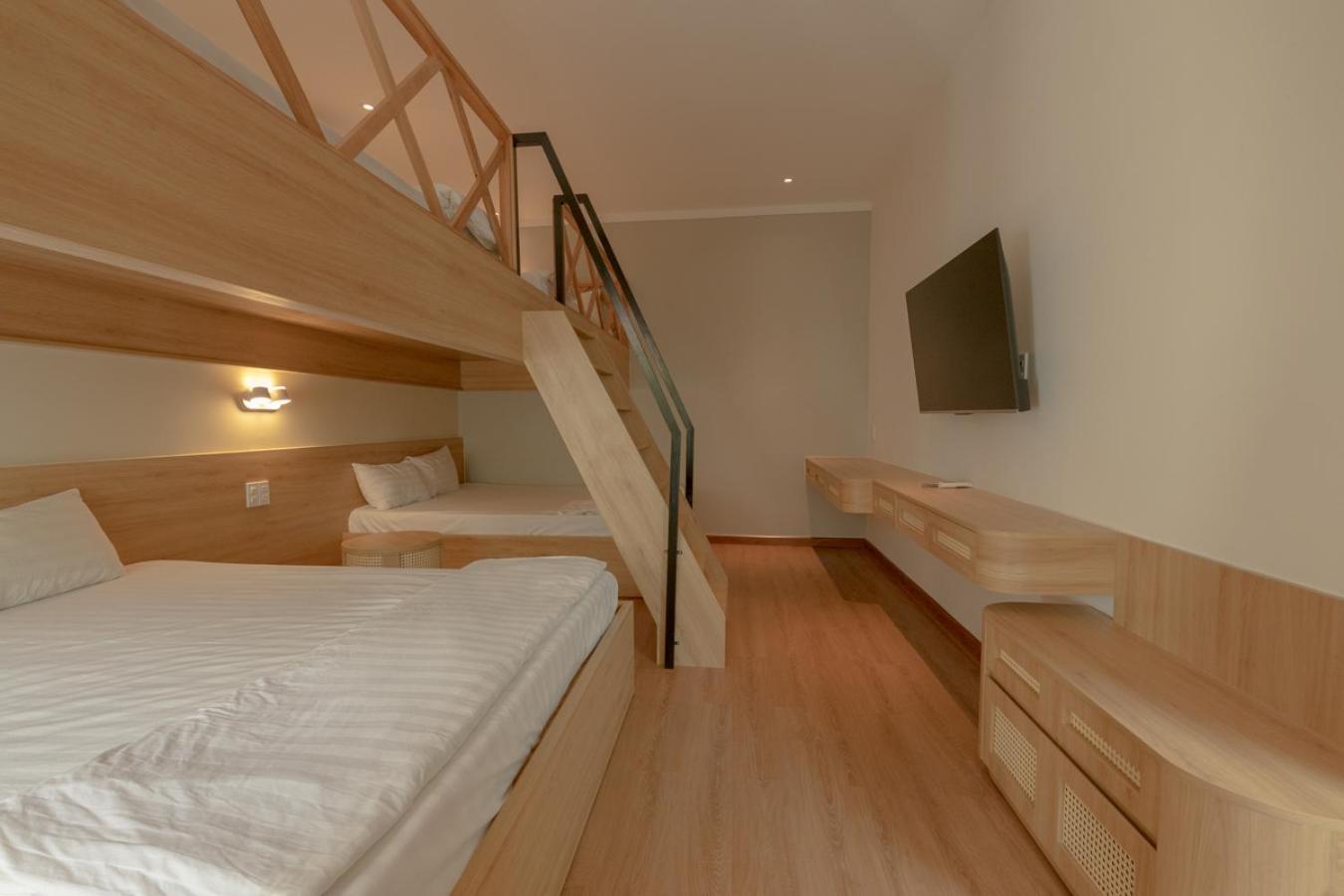Tay Tien Bungalow 두옹 동 외부 사진