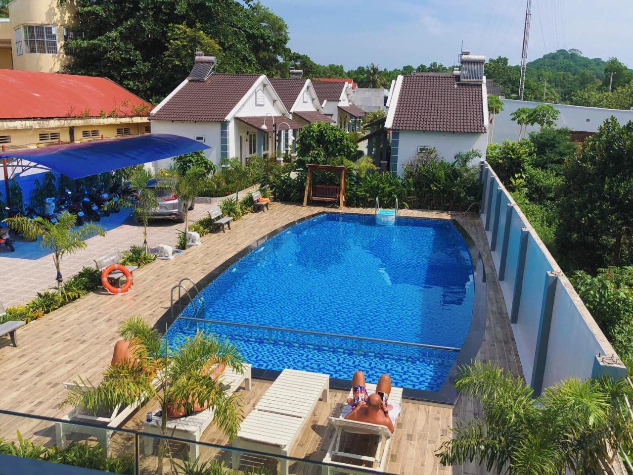 Tay Tien Bungalow 두옹 동 외부 사진